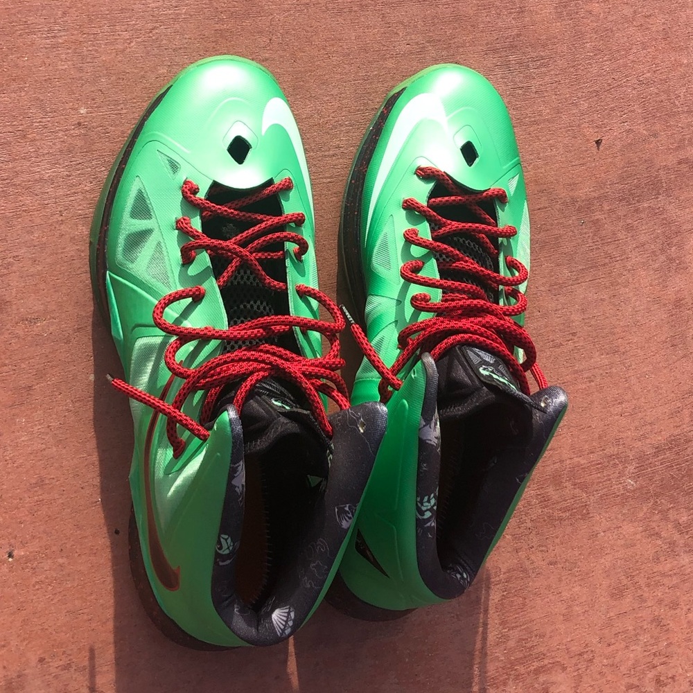 Nike Lebron X Dead Stock